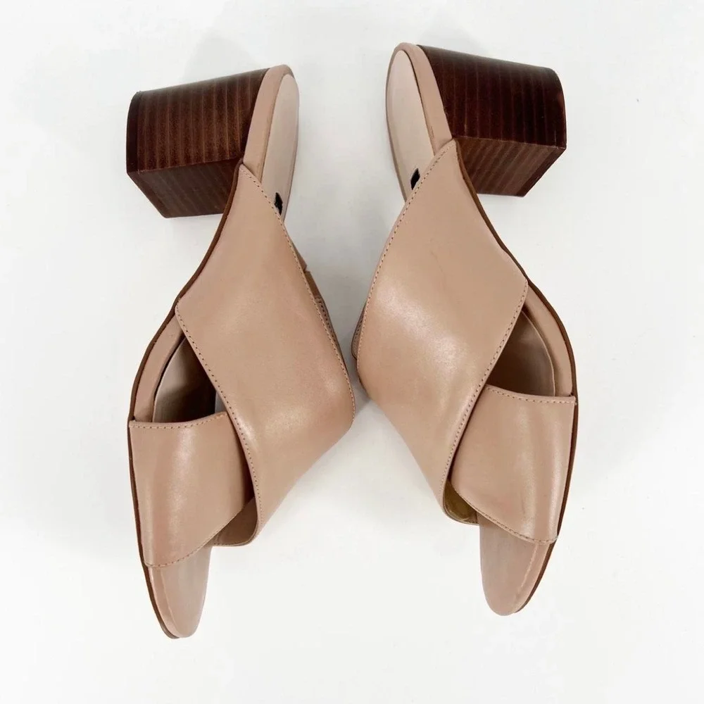 Nine West FREDDIUS Leather Crossover Straps Block Heel Mule Sandals Nude Sz 6.5